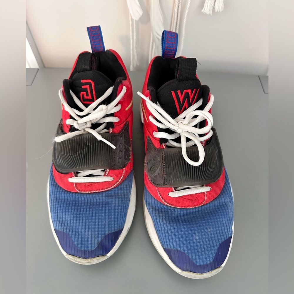 Nike custom basketball shoes